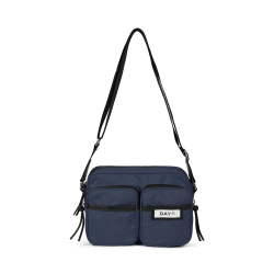 Day Gweneth Re-s sb d